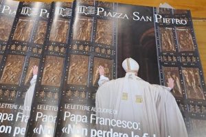 Il Papa risponde ai lettori sul nuovo mensile “Piazza San Pietro”